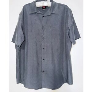 Quiksilver Mens Short Sleeve Button Up Shirt‎ Dark Gray Plaid Size L